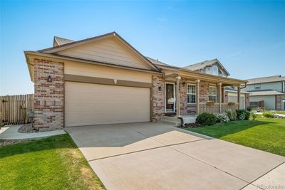 19981 E Caspian Circle, House other with 4 bedrooms, 2 bathrooms and 2 parking in Aurora CO | Image 2