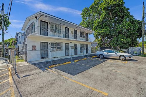 top-left-7520 Ne Miami Ct, Miami, FL, 33138-4334 | Card Image