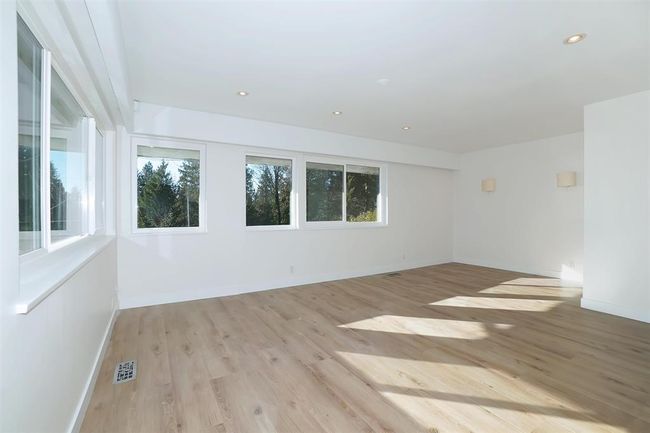 1910 27 Th Street, House other with 4 bedrooms, 0 bathrooms and 2 parking in West Vancouver BC | Image 10
