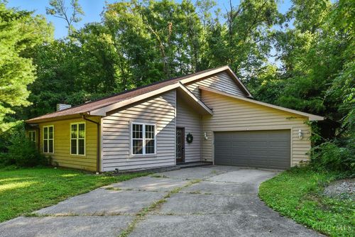1662 Springdew Dr, Cincinnati, OH, 45231 | Card Image