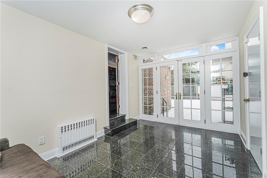 Residential in Staten Island 5