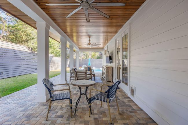 290 Seabreeze Blvd | Image 58