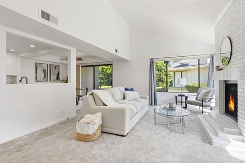 10304 Crosscreek Ter, San Diego, CA, 92131-1341 | Card Image