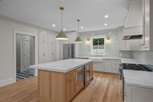 b-14 Dexter Ln, Newburyport, MA, 01950-3802 | Card Image