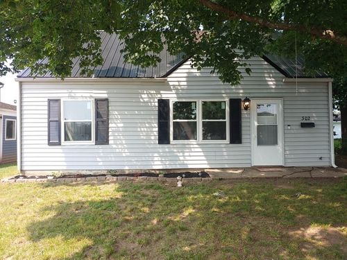 302 Beverly Ave, Waverly, OH, 45690-1541 | Card Image