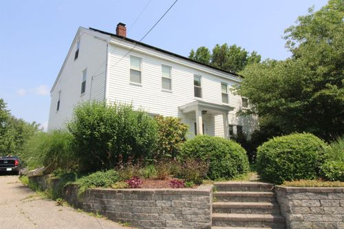 26 Green St, Exeter, NH, 03833-1706 | Card Image