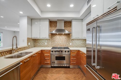 apt-205-1517 S Bentley Ave, Los Angeles, CA, 90025-5687 | Card Image