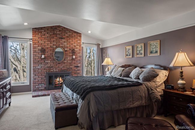 1339 Knollcrest Cir, Condo with 3 bedrooms, 3 bathrooms and null parking in Bloomfield Hills MI | Image 20