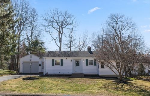 4 Crestwood Rd, Paxton, MA, 01612-1364 | Card Image