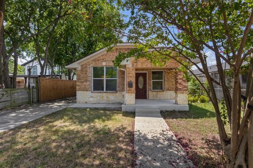 1107 S Waverly Dr, Dallas, TX, 75208-7144 | Card Image