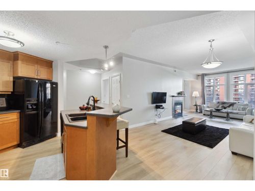 402-9020 Jasper Ave Nw, Edmonton, AB, T5H3S8 | Card Image
