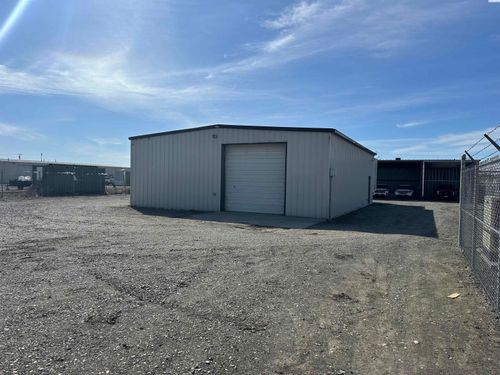 c-2407 N Commercial Ave, Pasco, WA, 99301-9531 | Card Image