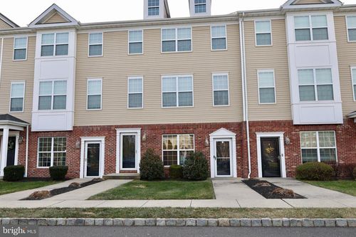 10 Canal Xing, BURLINGTON TOWNSHIP, NJ, 08016-1068 | Card Image