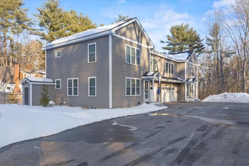 2-124 Brook Road, Falmouth, ME, 04105 | Card Image