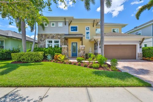 6518 Mayport Dr, APOLLO BEACH, FL, 33572-1556 | Card Image