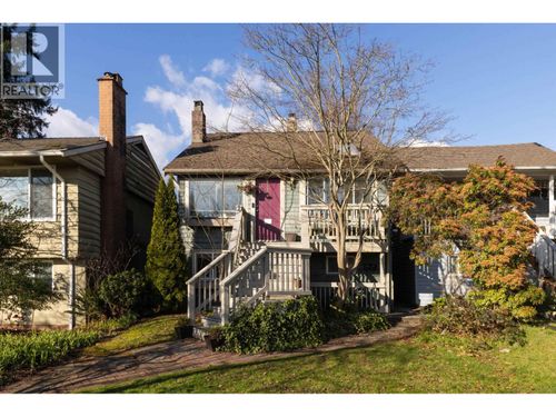 612 E 4th St, North Vancouver, BC, V7L1J8 | Card Image