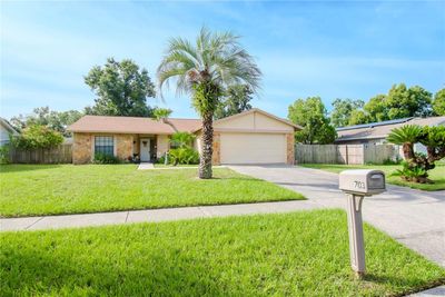 703 Caliente Drive, House other with 3 bedrooms, 2 bathrooms and null parking in Brandon FL | Image 1