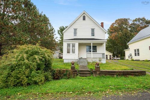 29 Edward St, Plymouth, NS, B0K1S0 | Card Image