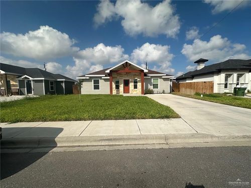 827 Whitewing St, Alamo, TX, 78516-4128 | Card Image