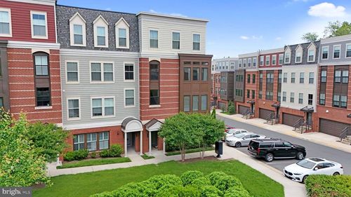 3972 Norton Pl, FAIRFAX, VA, 22030-3734 | Card Image