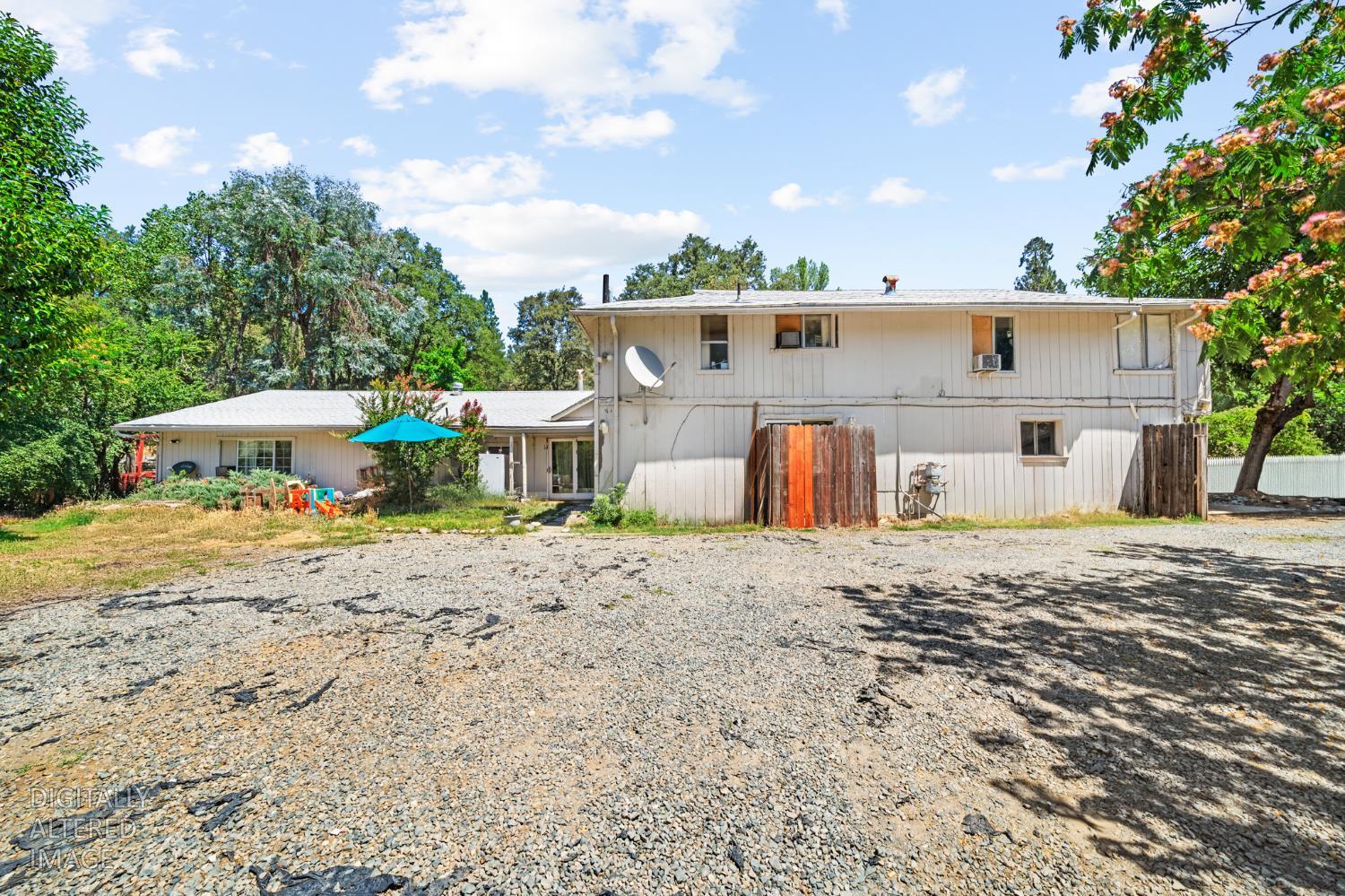 Residential Income in Colfax 4