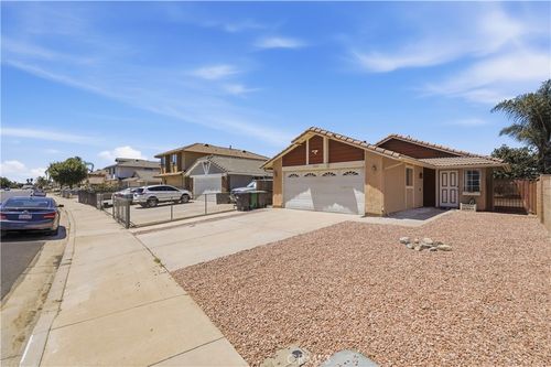 15653 Patricia St, Moreno Valley, CA, 92551-4655 | Card Image