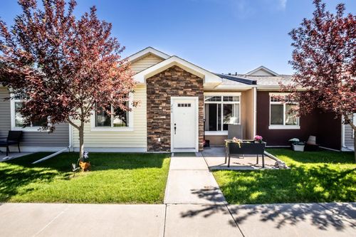 206 Sunvale Crescent Ne, High River, AB, T1V0E8 | Card Image