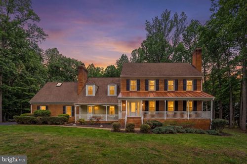 6026 Finchingfield Rd, WARRENTON, VA, 20187-2861 | Card Image