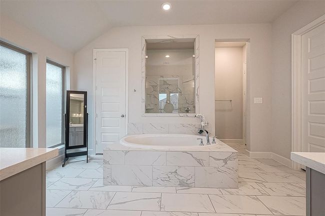 29042 Hauter Way, House other with 4 bedrooms, 4 bathrooms and 3 parking in Fulshear TX | Image 42