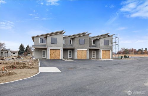 c-601 Dorsing Street, Moses Lake, WA, 98837 | Card Image