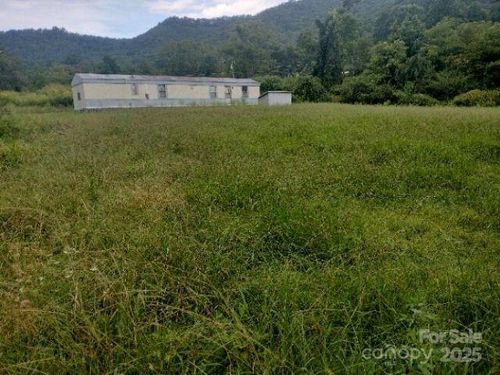 49 Maney Branch Rd, Weaverville, NC, 28787-9751 | Card Image