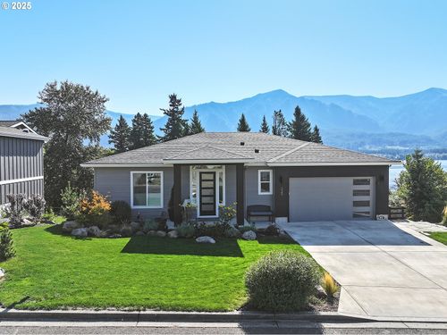 220 Ne Lower Basso Cir, Stevenson, WA, 98648-6671 | Card Image