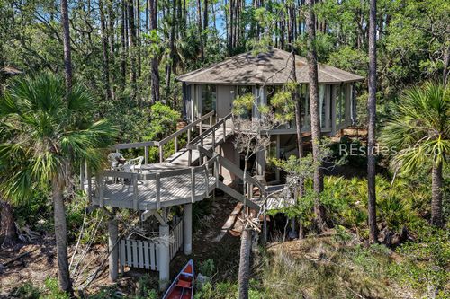 2043 Deer Island Road, Hilton Head Island, SC, 29928 | Card Image