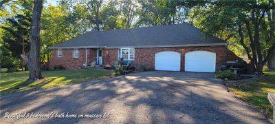 303 S Olive Street, House other with 3 bedrooms, 2 bathrooms and null parking in Windsor MO | Image 2