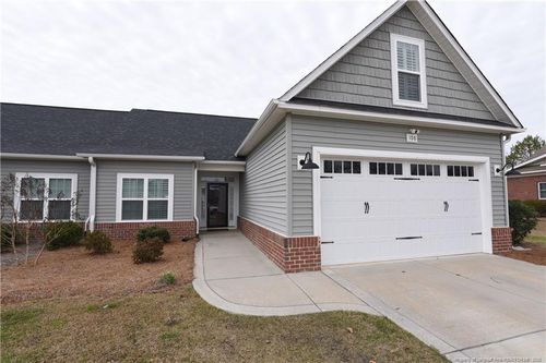 108 Oak Pointe Cir W, Lumberton, NC, 28358-2380 | Card Image