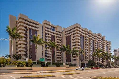 217-600 Biltmore Way, Coral Gables, FL, 33134-7528 | Card Image