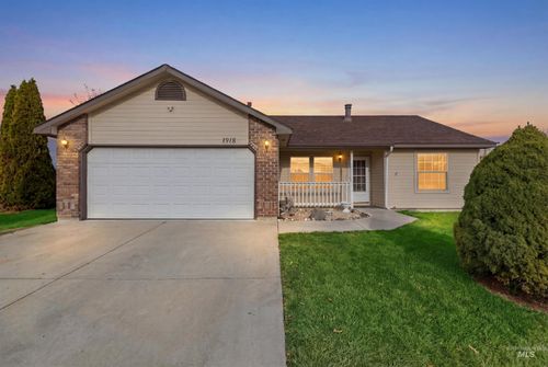 1918 N Cliffrock Rd, Nampa, ID, 83651-1441 | Card Image