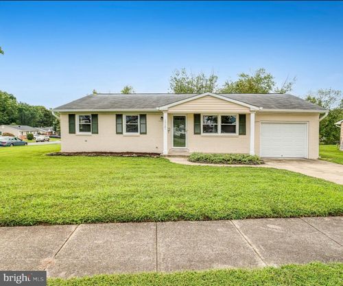 15101 Campbell Ln, WOODBRIDGE, VA, 22193-1630 | Card Image