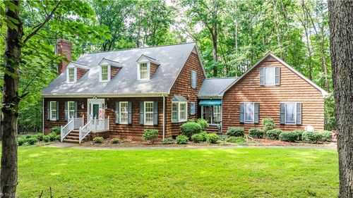 1982 Northmont Dr, Asheboro, NC, 27205-2102 | Card Image