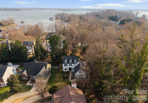153 Ashford Hollow Ln, Mooresville, NC, 28117-9695 | Card Image