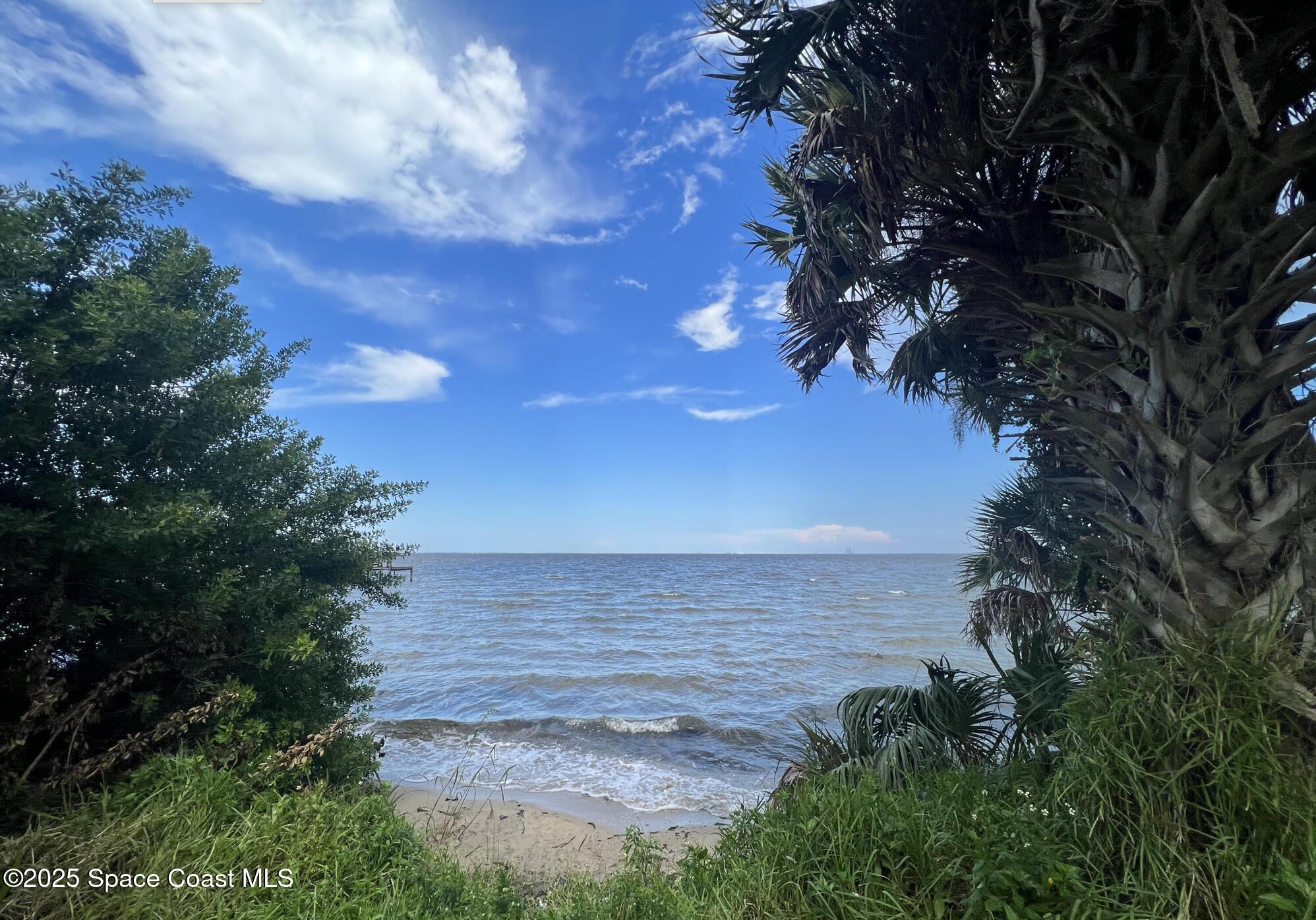 Land in Titusville