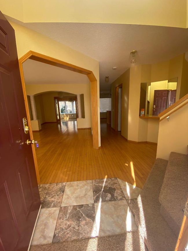 65 Scotia Point Nw, Home with 4 bedrooms, 2 bathrooms and 4 parking in Calgary AB | Image 8