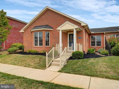 618 Trafalgar Dr, HAGERSTOWN, MD, 21742-1230 | Card Image