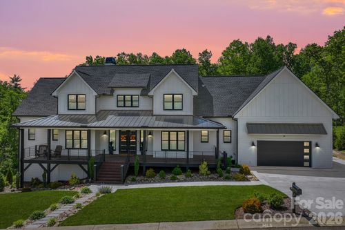 90 Gracie Ln, Weaverville, NC, 28787-5510 | Card Image