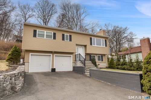14 Valley Rd, Danbury, CT, 06811-3329 | Card Image