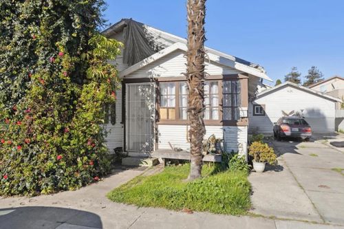 229 Elm St, Watsonville, CA, 95076-5024 | Card Image