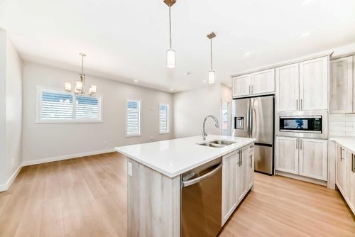 94 Homestead Circle Ne, Calgary, AB, T3J5W1 | Card Image