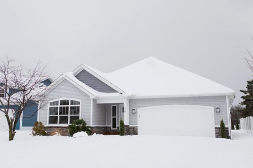 210 Market Pl, Benton Harbor, MI, 49022-4717 | Card Image