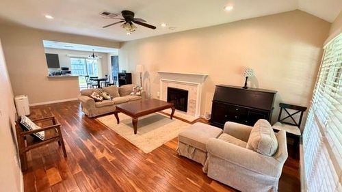 3214 Lakefield Way, Sugar Land, TX, 77479 | Card Image