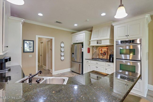 09-1012 Woodbridge Dr | Image 9